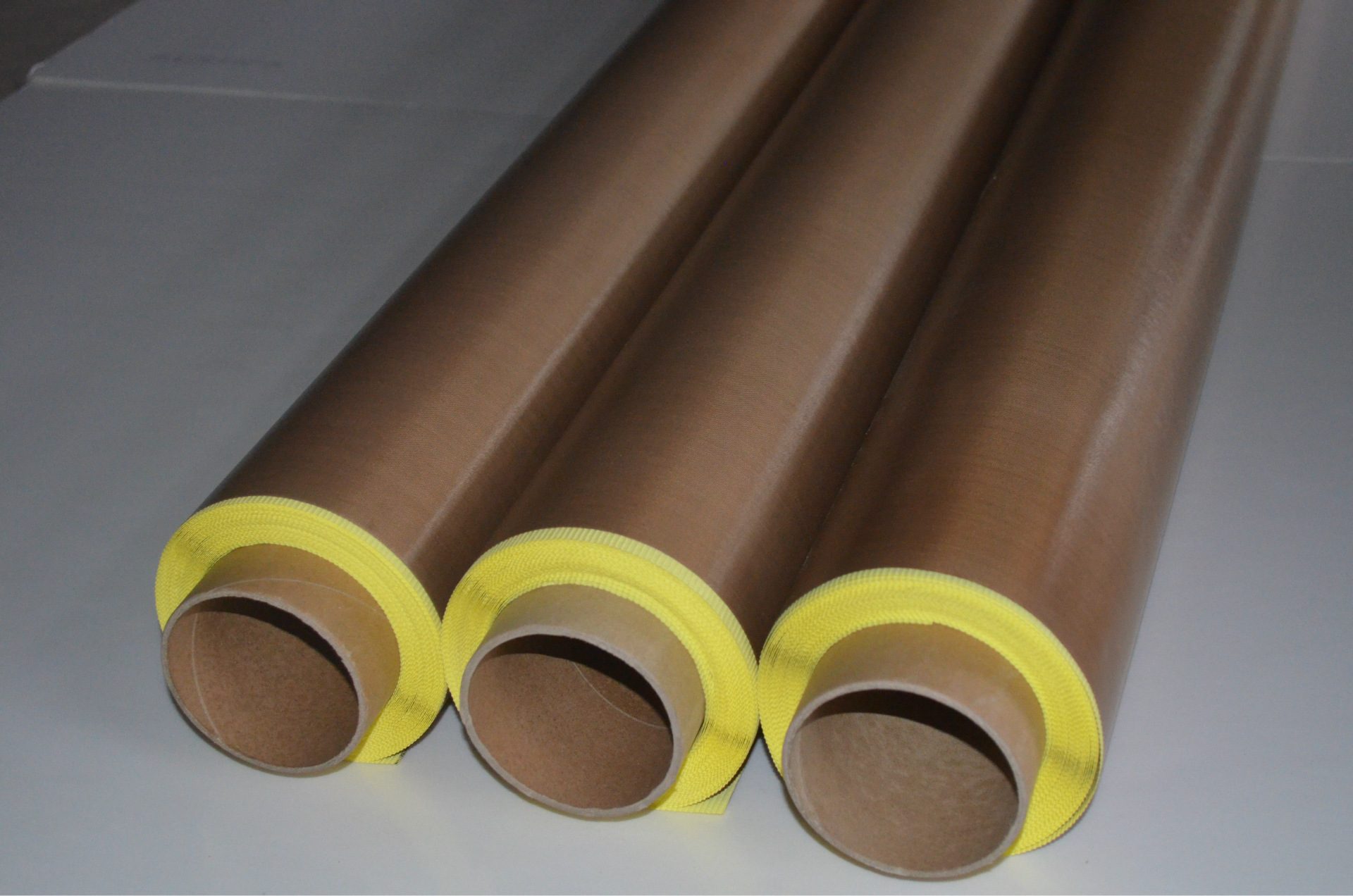 特氟龙胶带封口热合机专用ptfe特氟龙胶带可模切冲型黄色底纸胶带