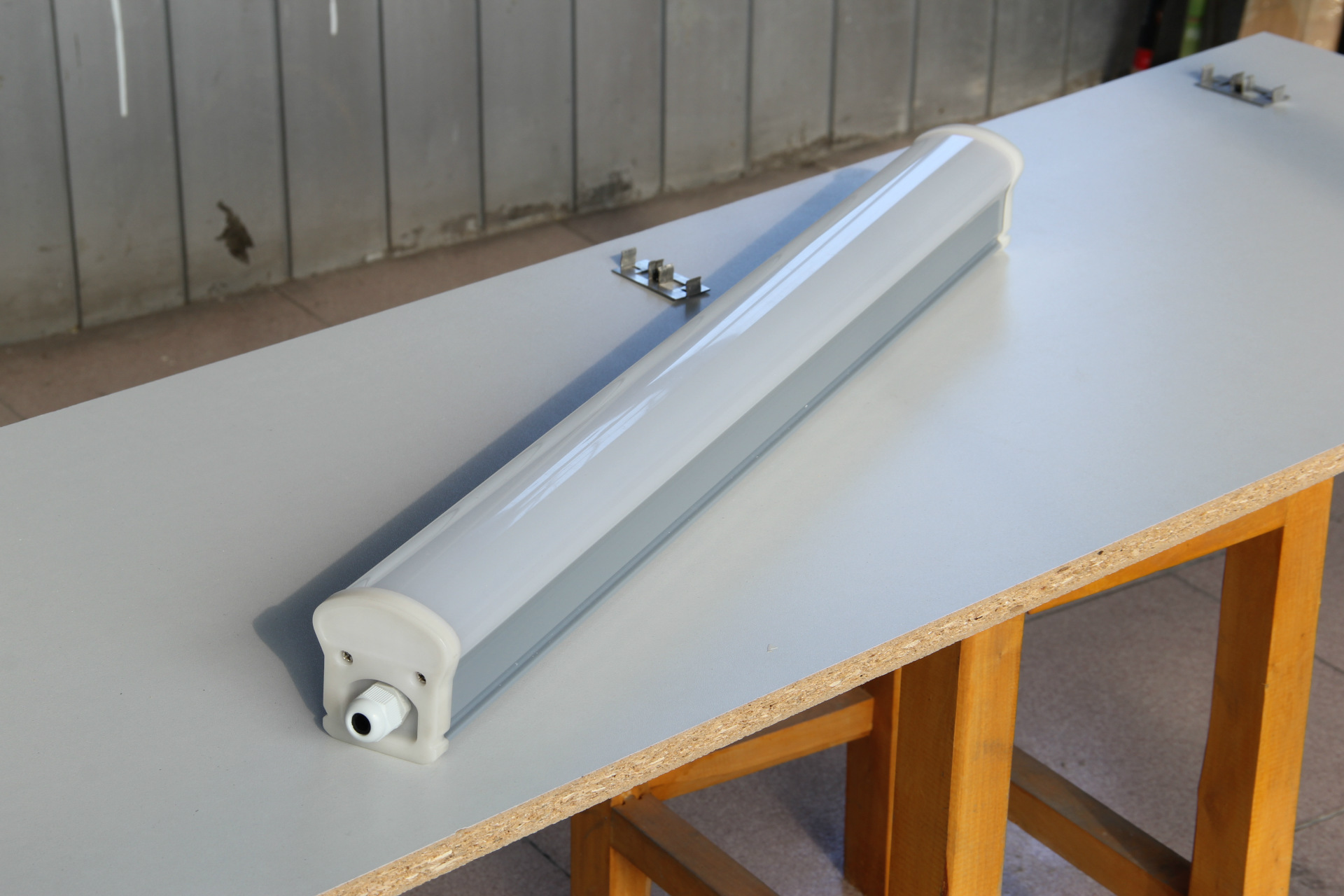 led三防灯支架 应急三防灯 led节能灯 防水灯 日光灯 led防爆灯