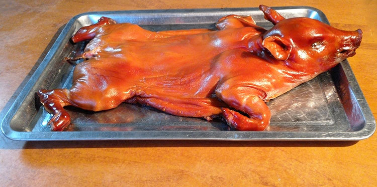 荣昌烤乳猪 正宗碳烤乳猪 重庆土特产 年货礼品整只批发 包邮