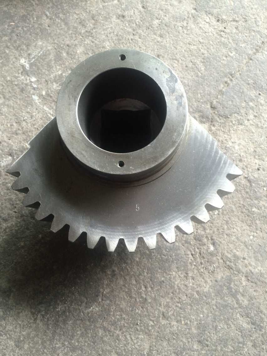 齿轮加工锥形齿轮链轮浇筑扇形铸铁齿轮阀门控制螺旋伞齿轮加工