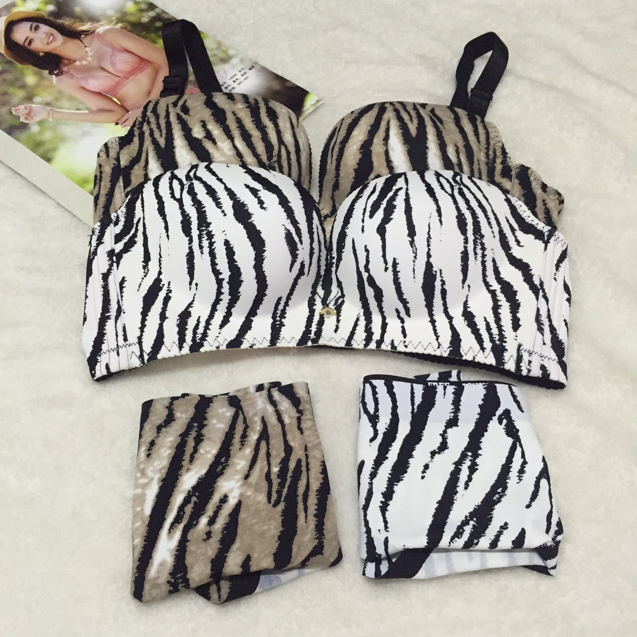 厂家直销新款斑马豹纹文胸一片式半件围无钢圈聚拢文胸内衣套装
