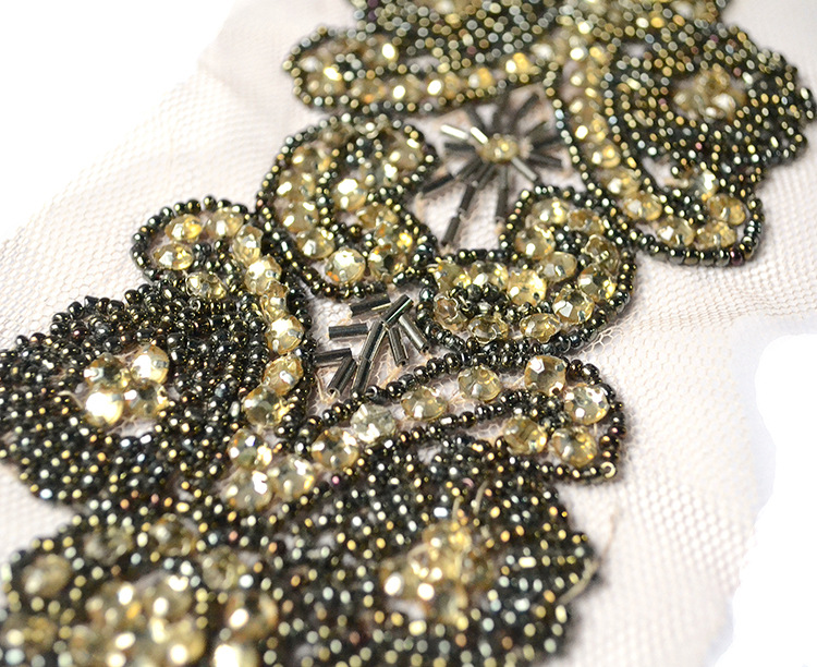 厂家直销 手工镶钻钉珠服装饰品 手钩网纱_服装饰品_列表网