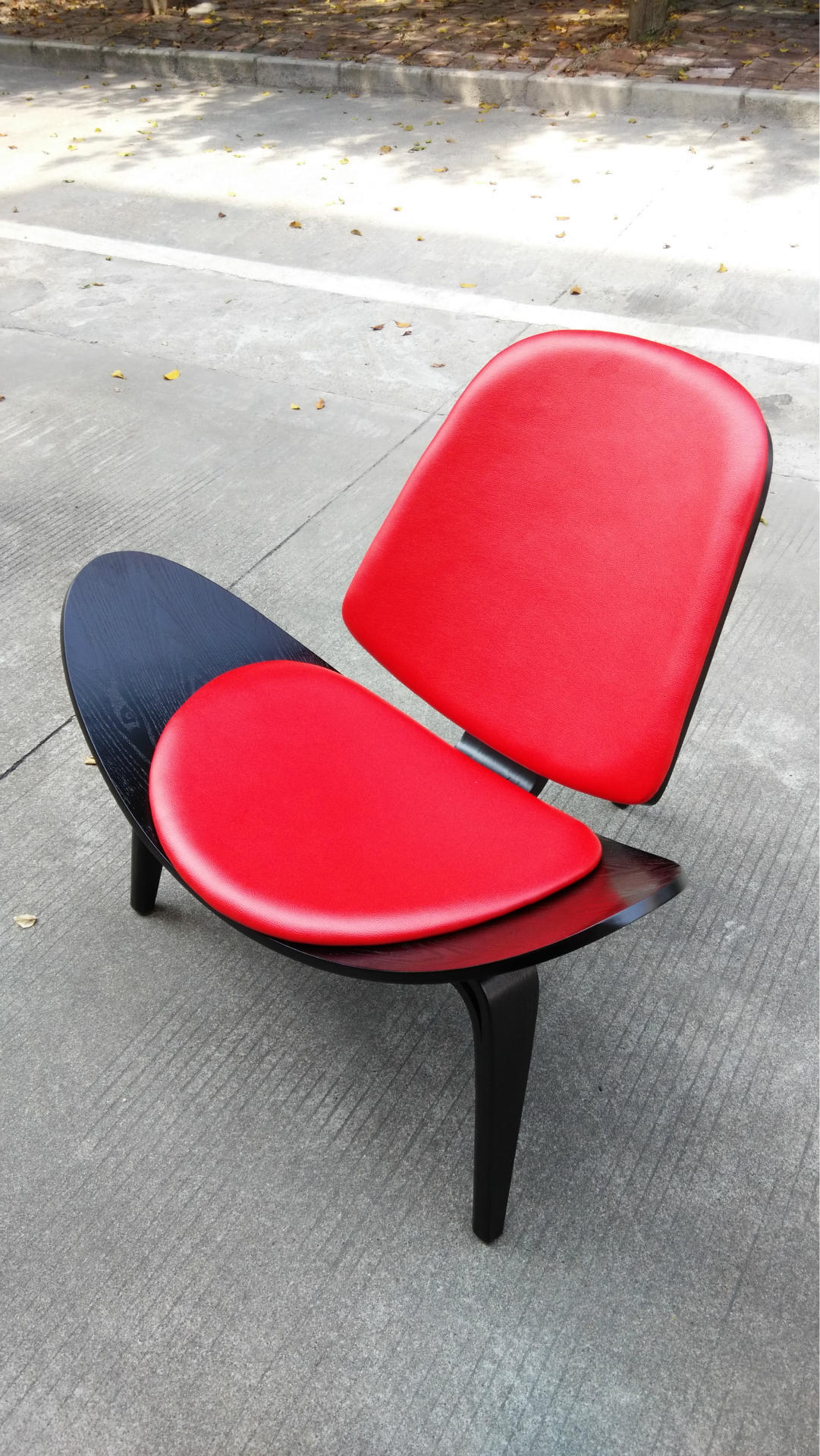 三角椅贝壳椅弯板椅飞机椅微笑三脚椅时尚创意休闲椅曲木沙发椅