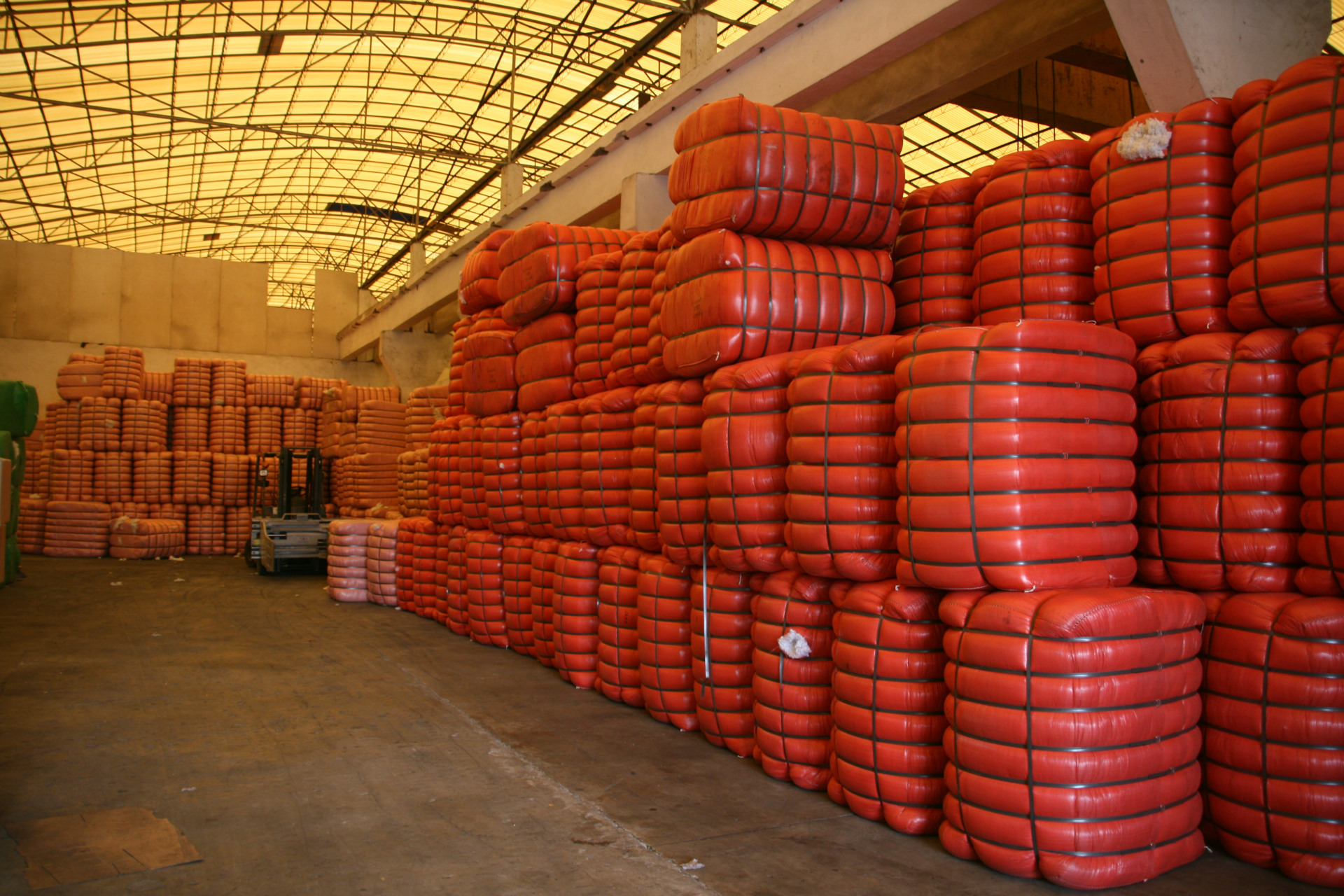 【厂家现货】20d-aa三维pp中空回弹棉 公仔靠枕沙发填.