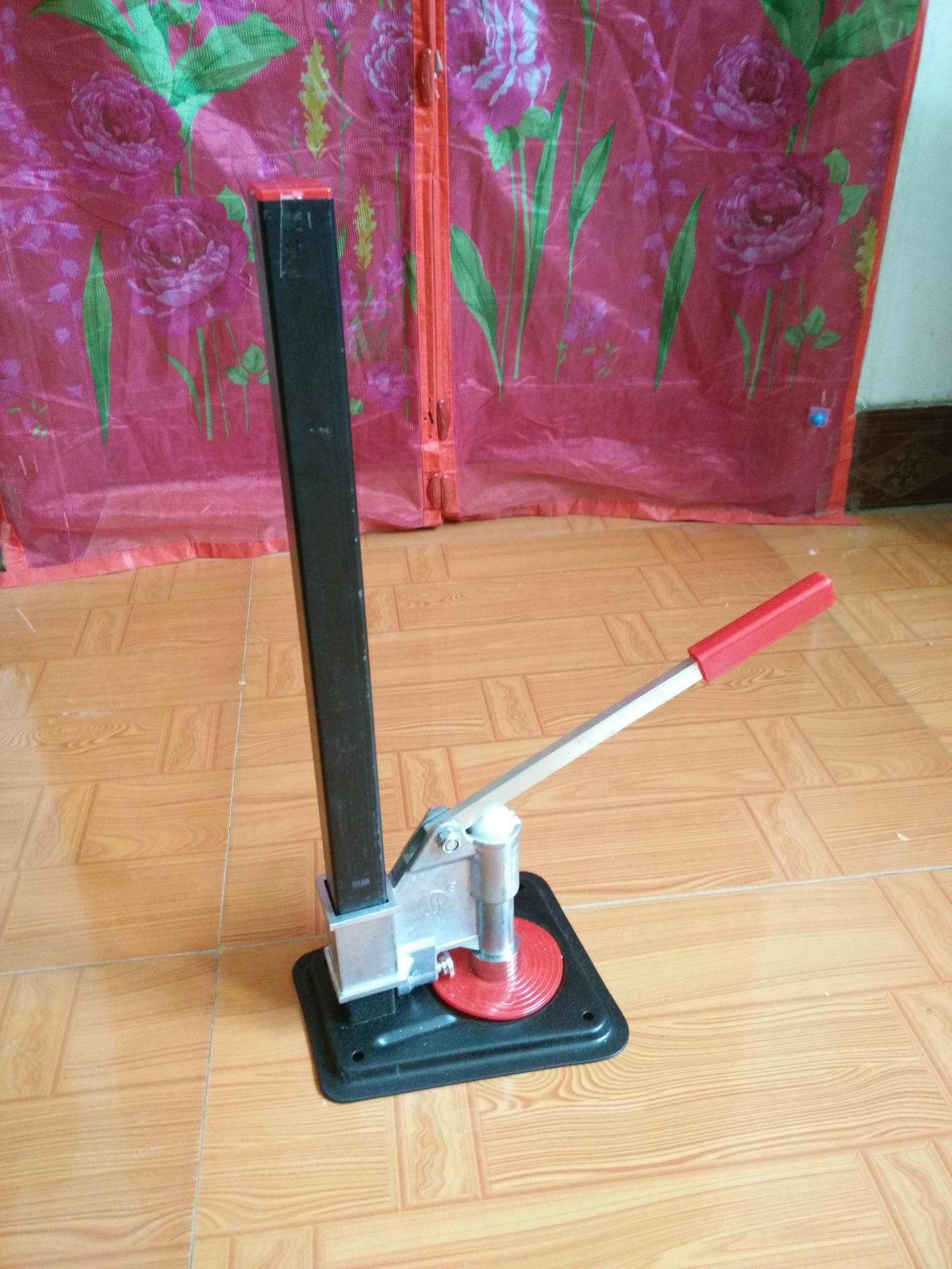 技术参数:a.瓶盖直径:不限制 最高:500mm(max)