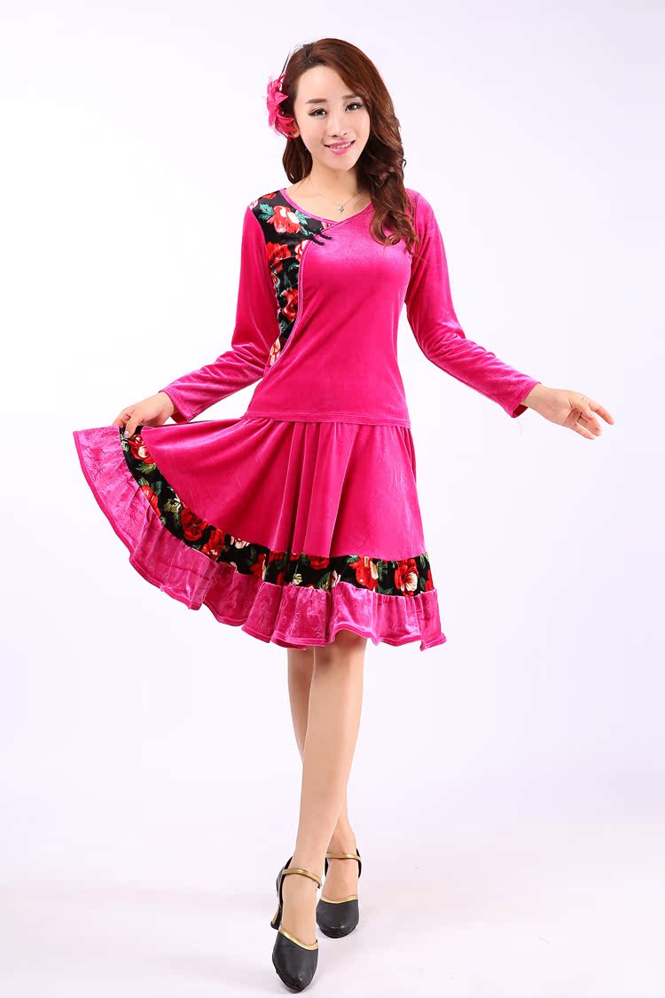 供应新款牡丹花裙子广场舞套装 表演套装 跳舞服装367款