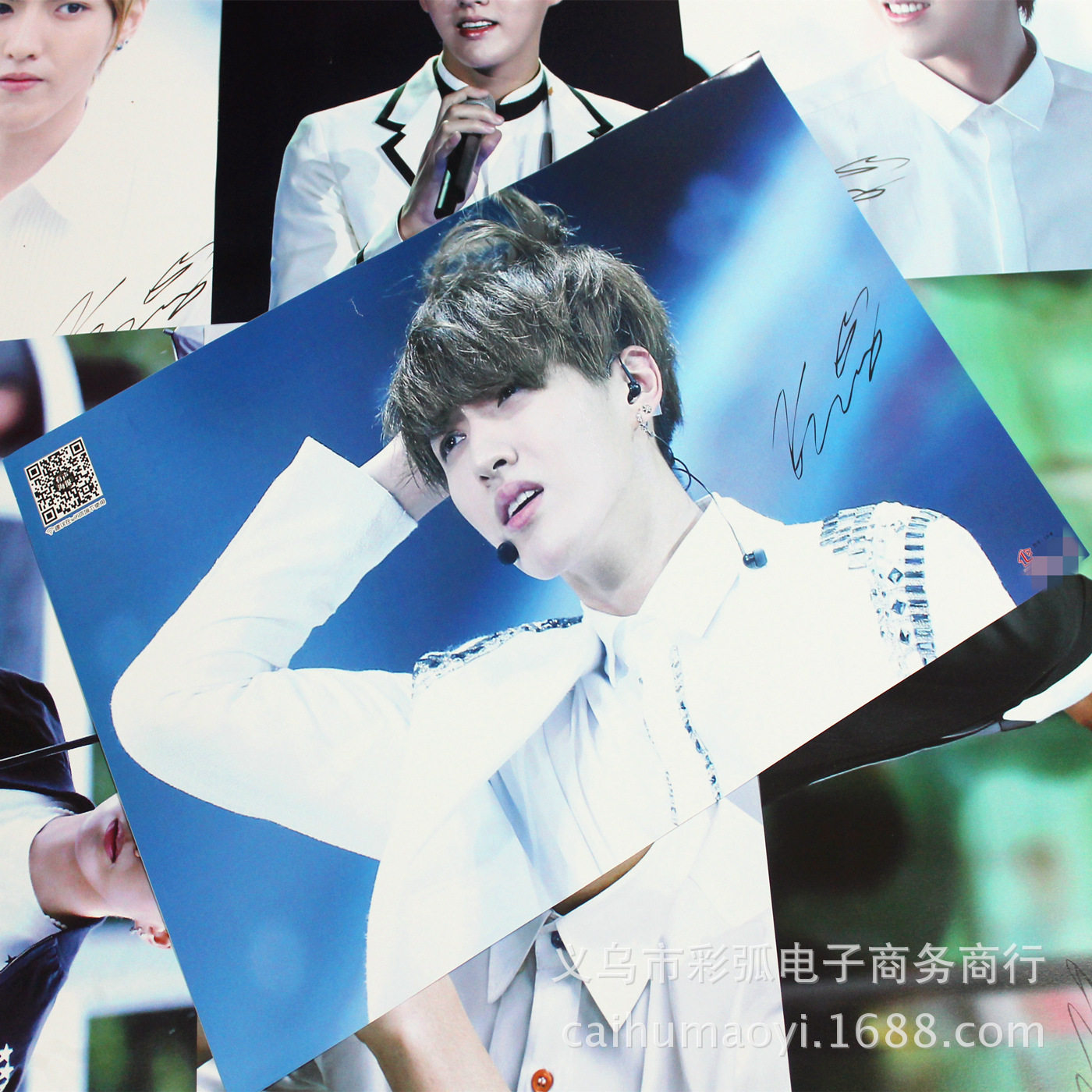 明星海报 exo吴亦凡 高清铜版纸海报 8张一套