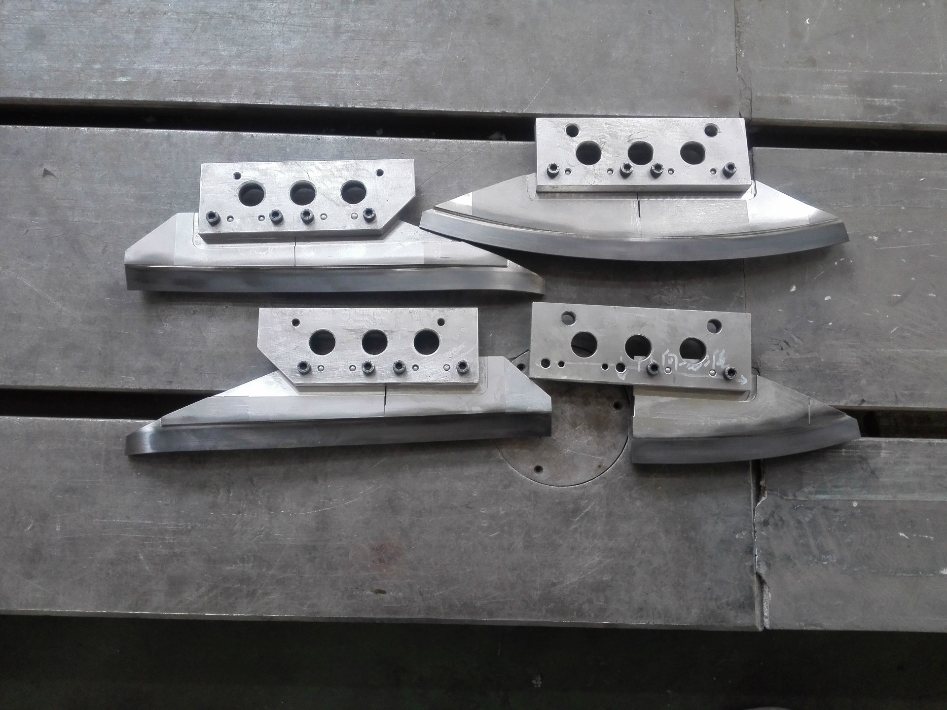 专业汽车模具 模具镶块 激光淬火 激光修复处理