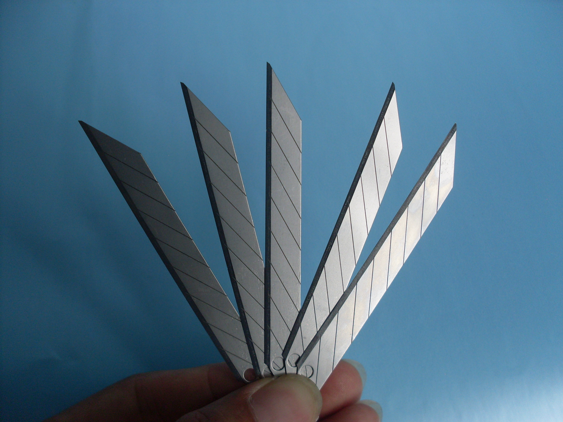 sdi原装台湾手牌1361美工刀片9mm30度小介刀片尖角汽车贴膜雕刻用