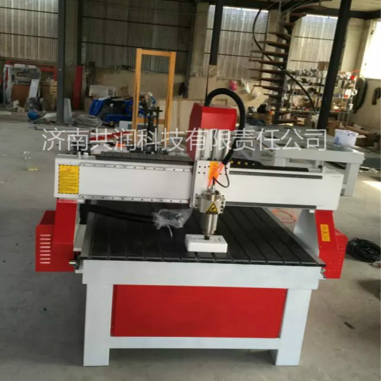 1325特价等离子数控木工雕刻机适用于家具木工装饰品等