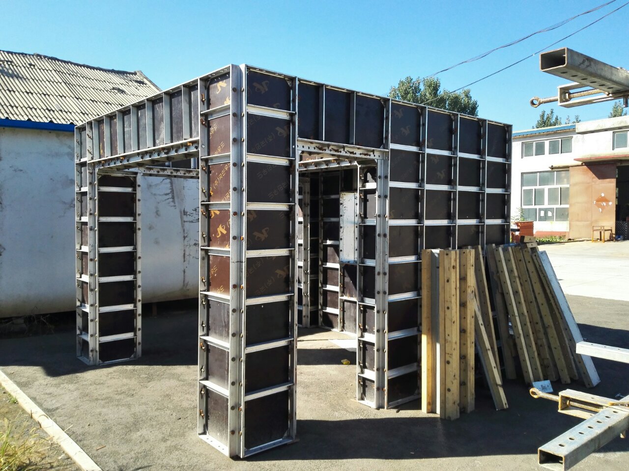 竹胶板,建筑模板,钢框竹胶板,铝框竹胶板,单杆支撑