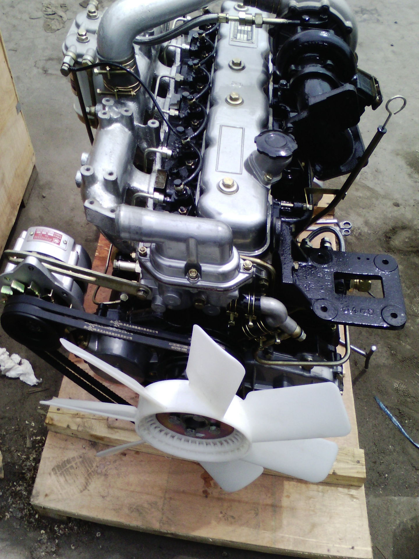 供应柴油机柴油发动机朝柴cy6102bzq质量上乘欢迎订购