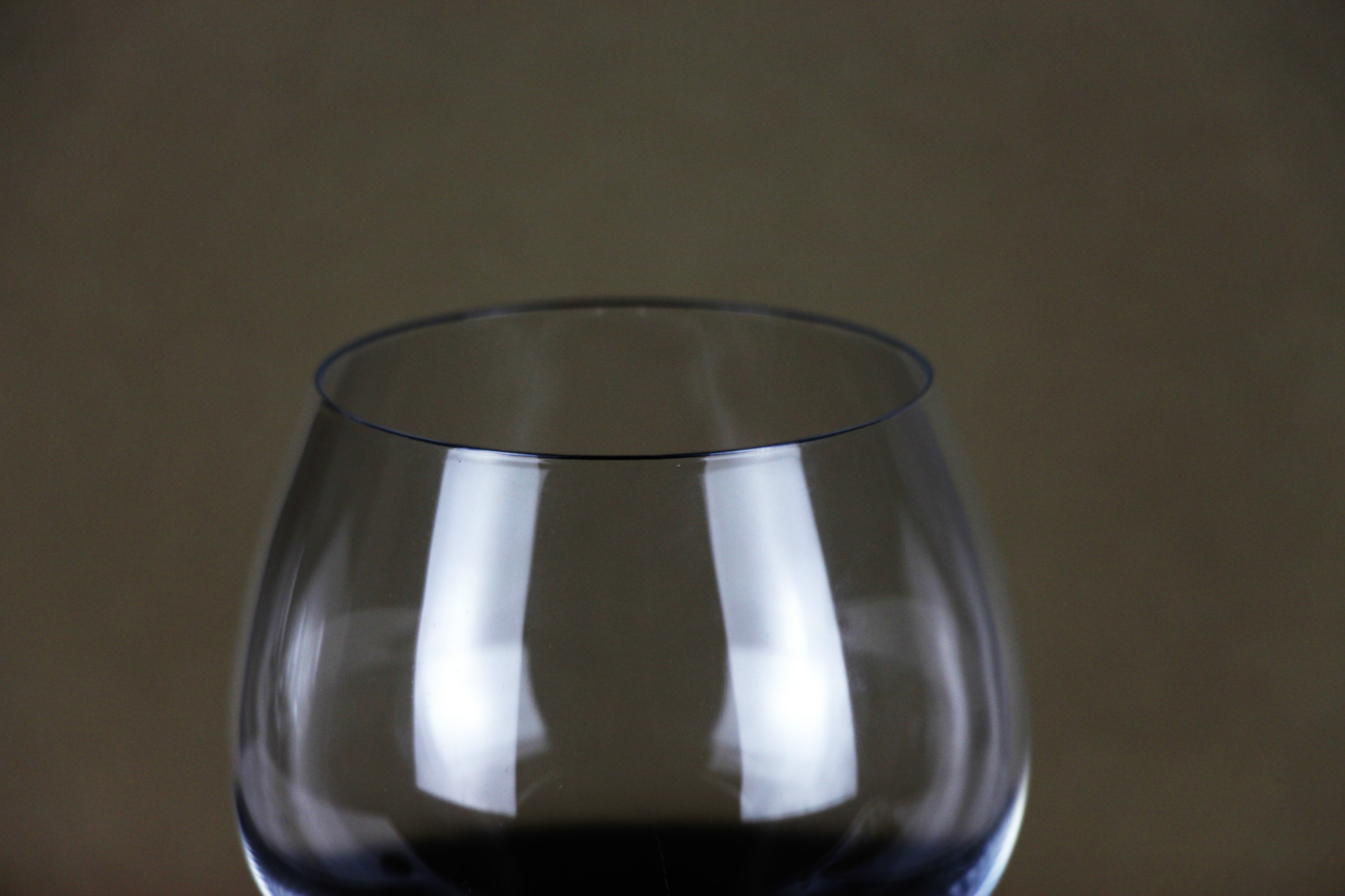 超大号玻璃红酒杯 玻璃杯 高脚葡萄酒杯 苹果杯 勃根第杯 800ml