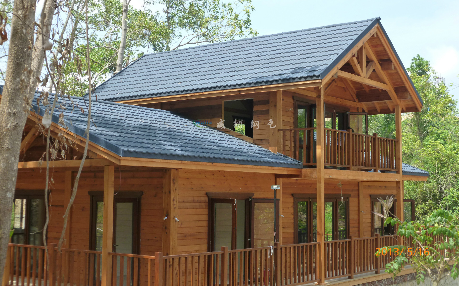 威纳钢瓦配件泛水板彩钢瓦彩石金属泛水板山墙泛水板彩钢瓦