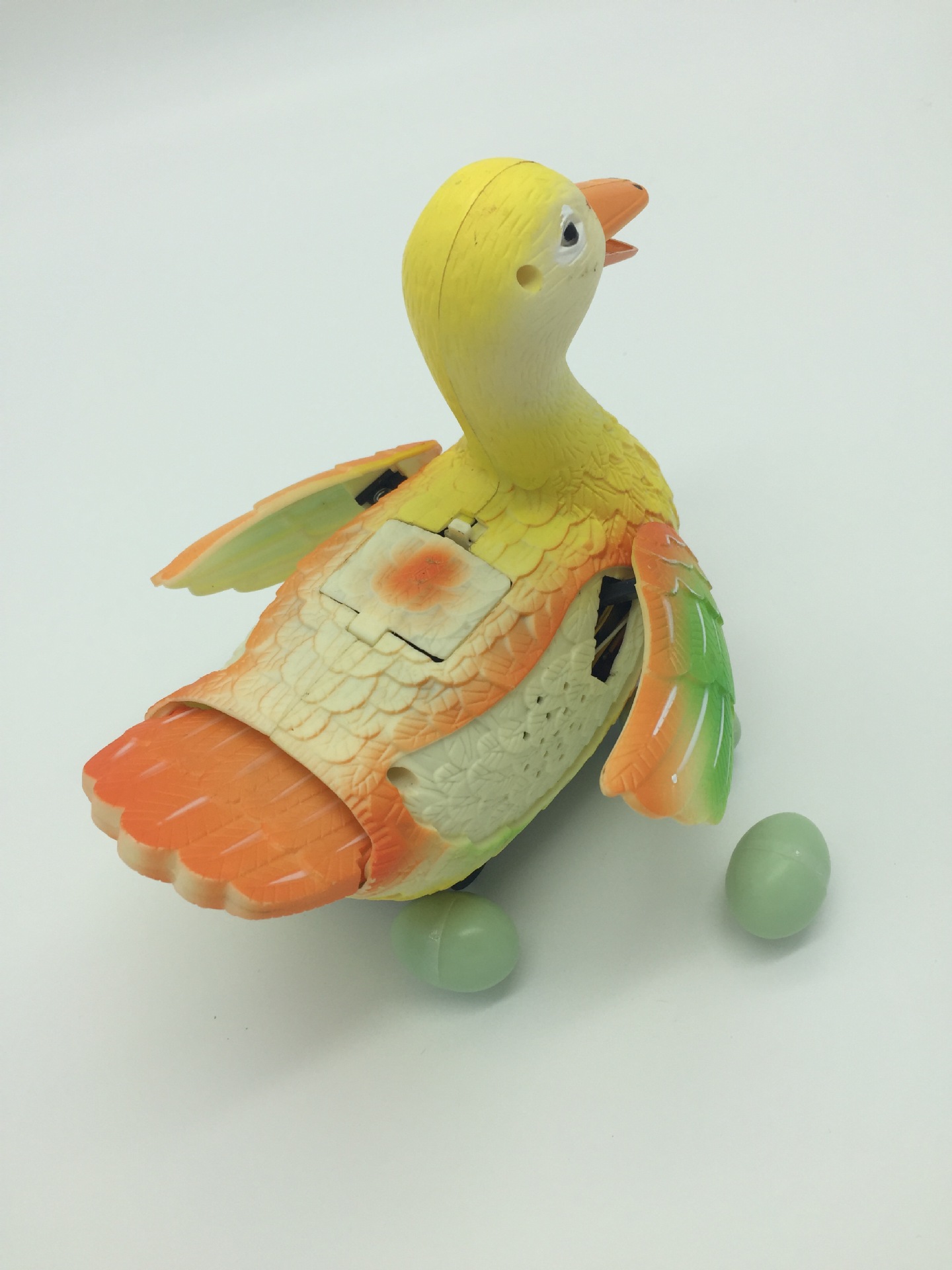 厂家直销电动下蛋鸭子 生蛋鸭 带灯光音乐卡通电动鸭子淘宝热卖