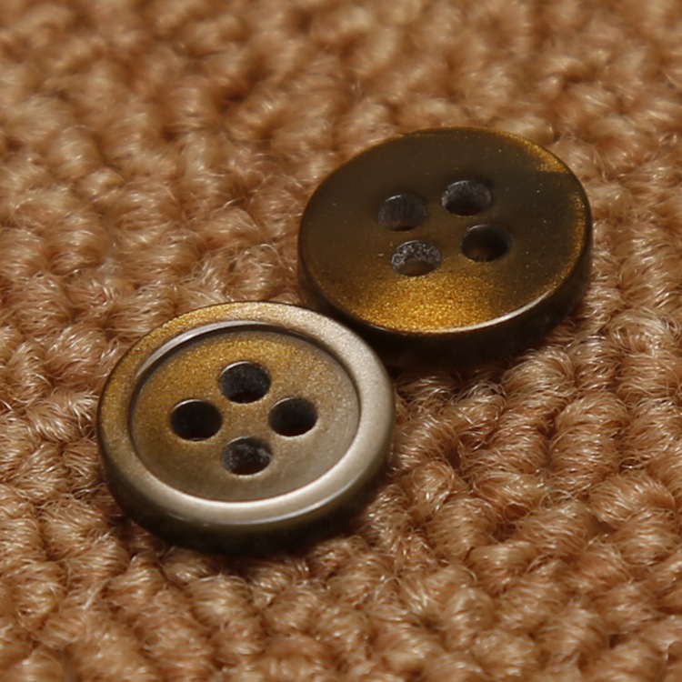 5mm特别珠光仿壳效果树脂纽扣环保不掉色出口衬衣纽扣
