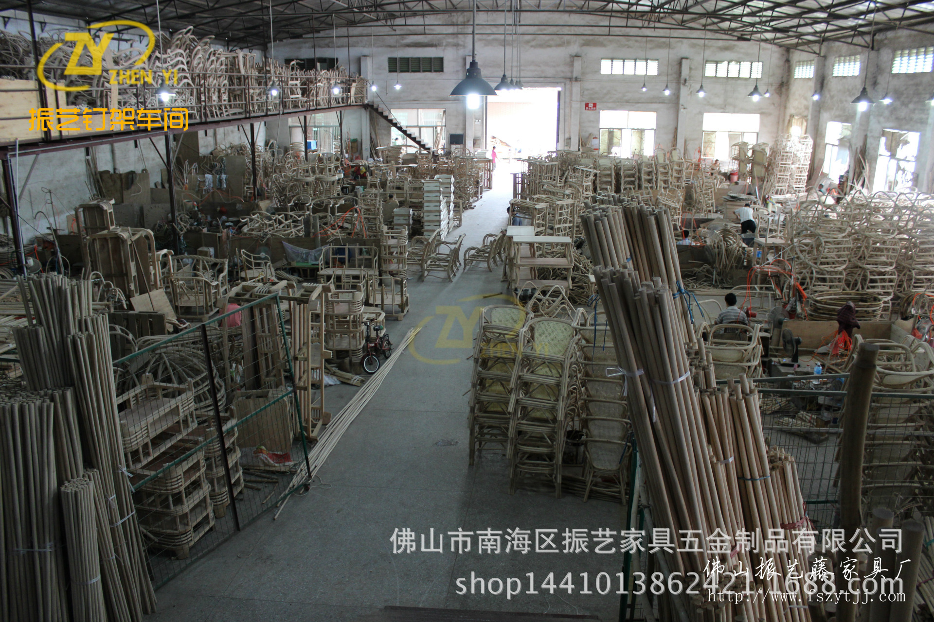 振艺藤椅厂家批发竹藤折叠躺椅休闲藤编躺椅沙滩躺椅