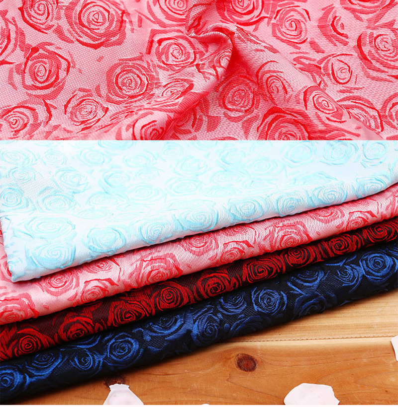 时尚高贵玫瑰花图案提花色织面料 优质**服装面料 色织布批.