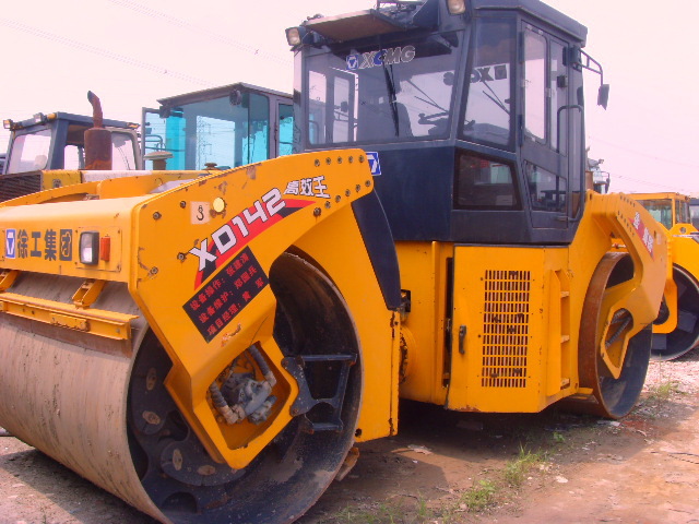 出售压路机 徐工橡胶轮式压路机 铁三轮式压路机 振动式压路机