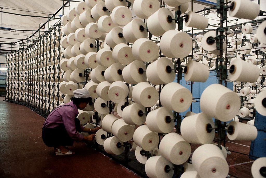 精梳纯棉涤纶混纺纱线jcvc60/40环锭纺棉涤纱32支40支45支