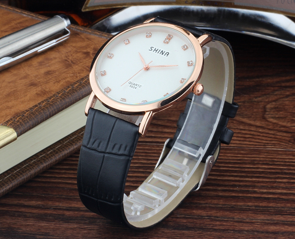 shina时尚薄款男女学生情侣手表一对时装皮带手表皮带批发销售