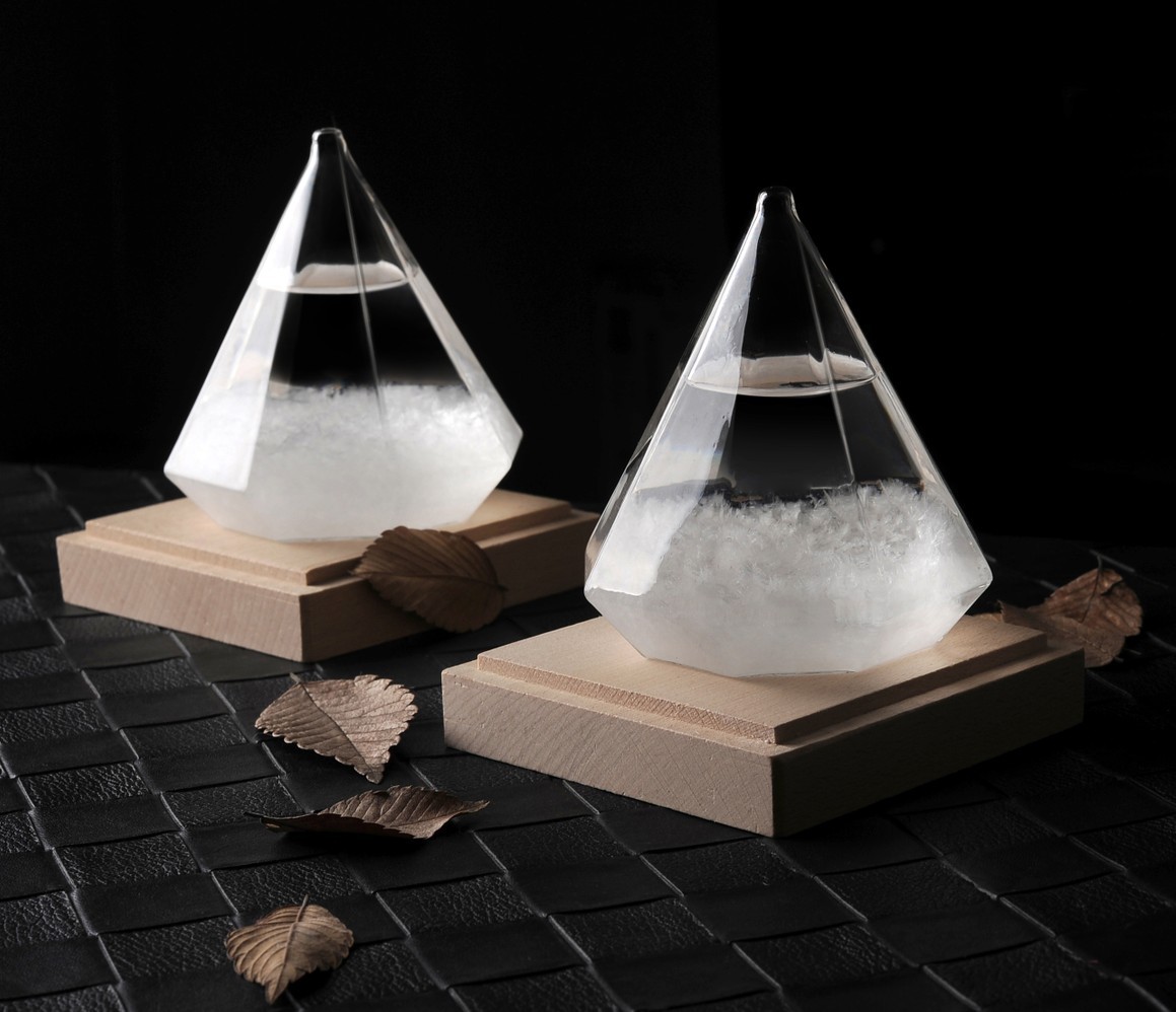 新款钻石天气预报瓶家居饰品摆件风暴瓶新奇特生日礼物