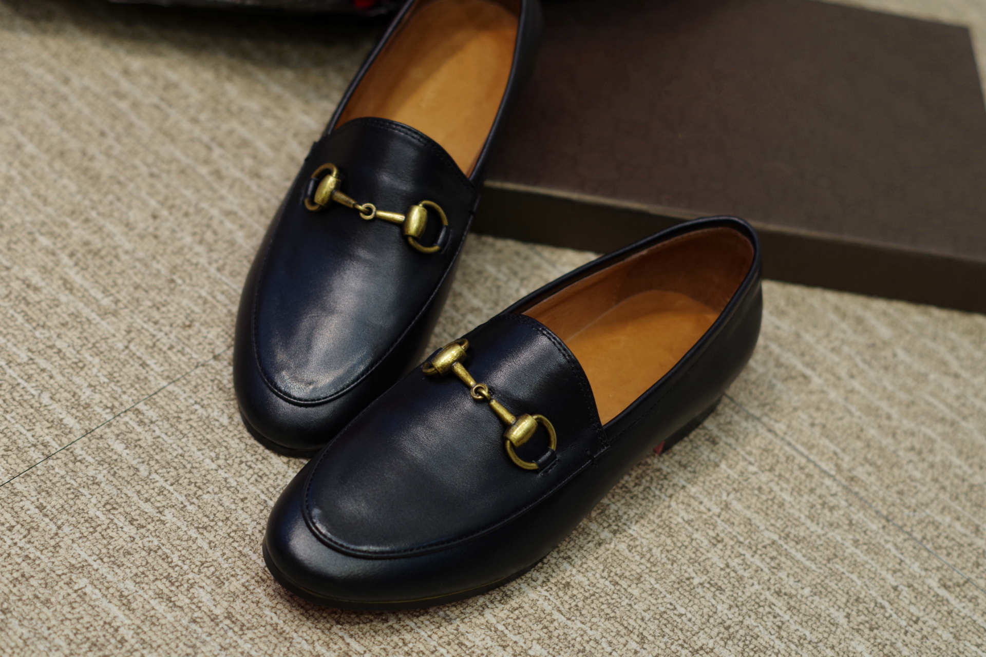 乐福鞋英伦西装鞋_2016早春唐嫣同款金属扣鳗