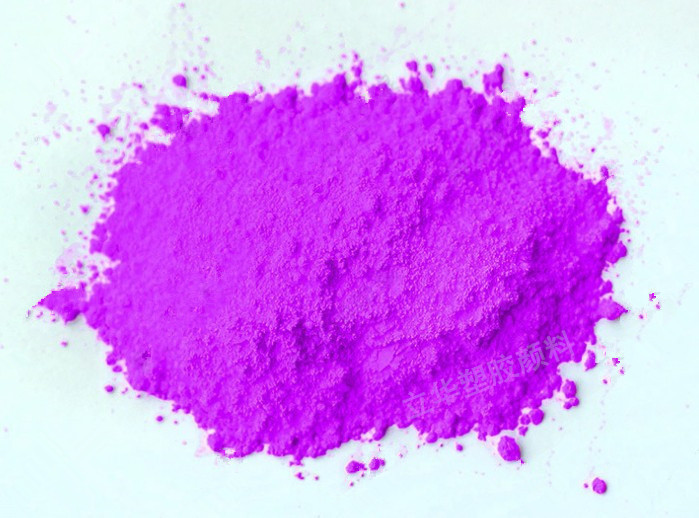 包装分别有1/3/5公斤装,可以相对应色卡上的颜色来供应色粉来满足制造