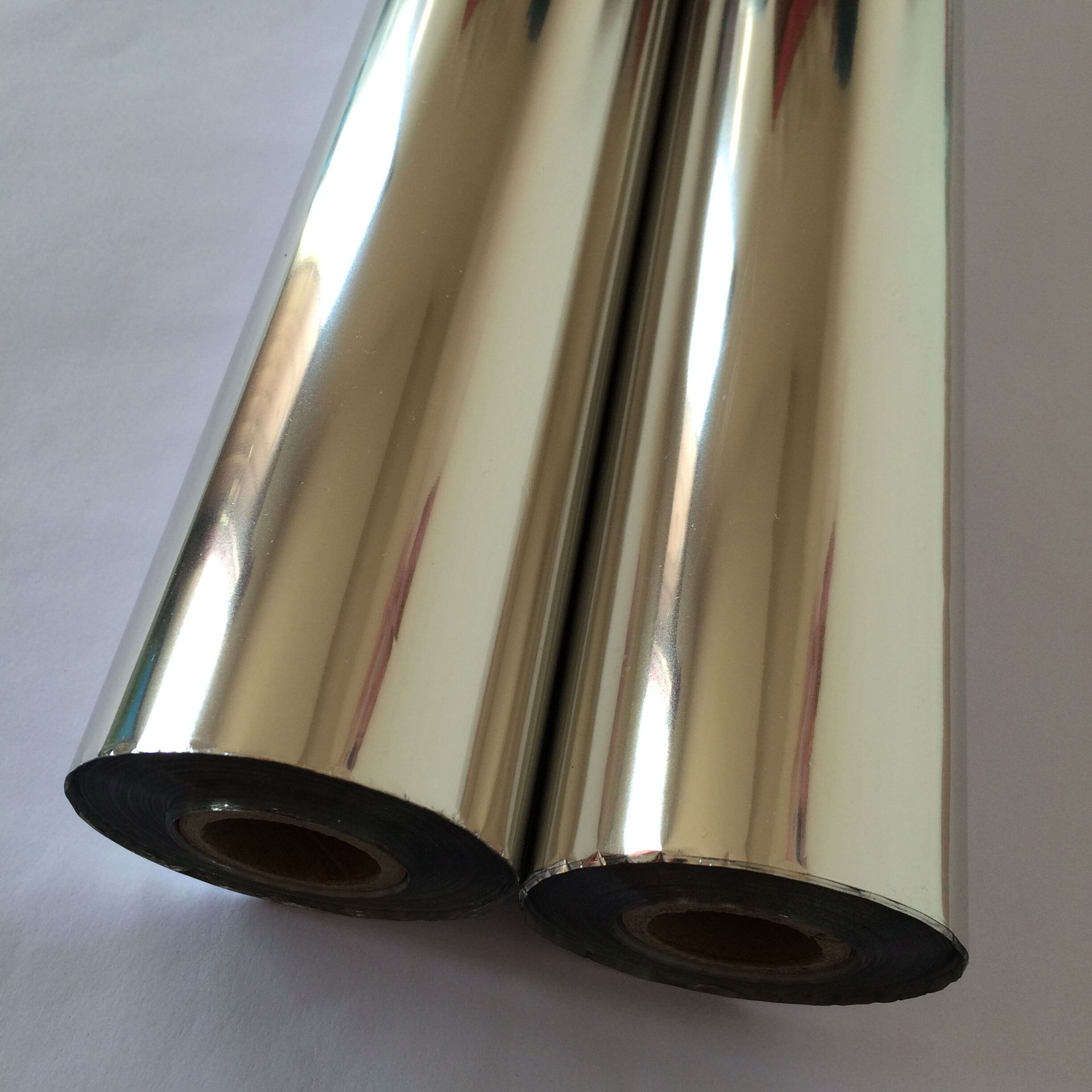 供应烫金膜16u银色布料烫金纸银色烫金纸烫金纸布料