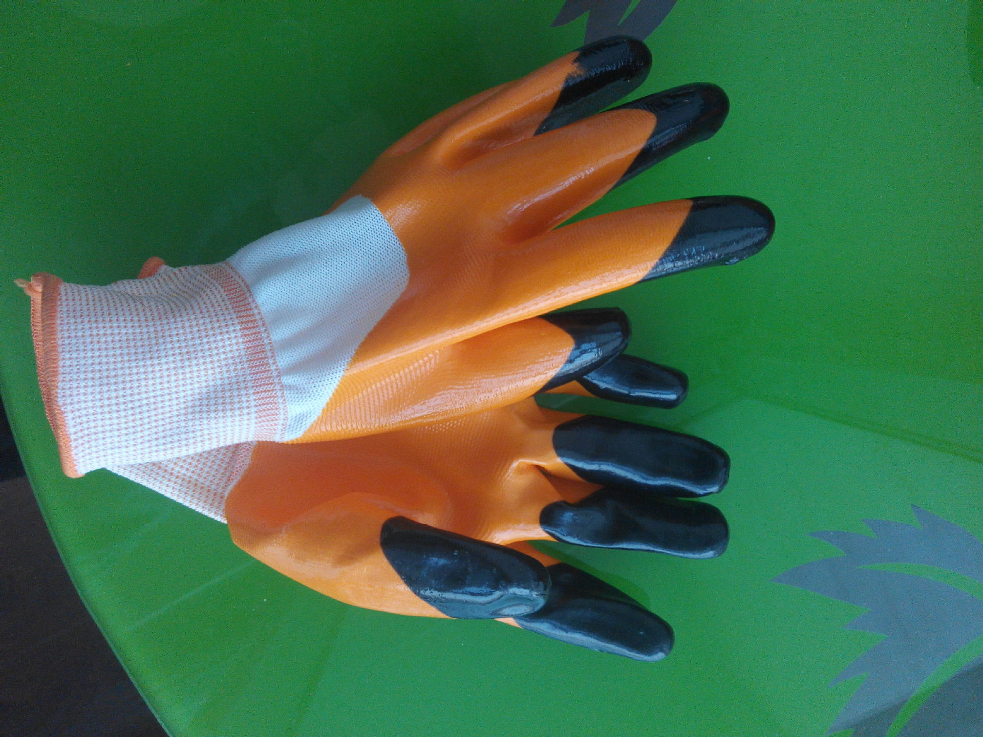 13针丁腈黄黑双色劳保防护手套-阿里巴巴