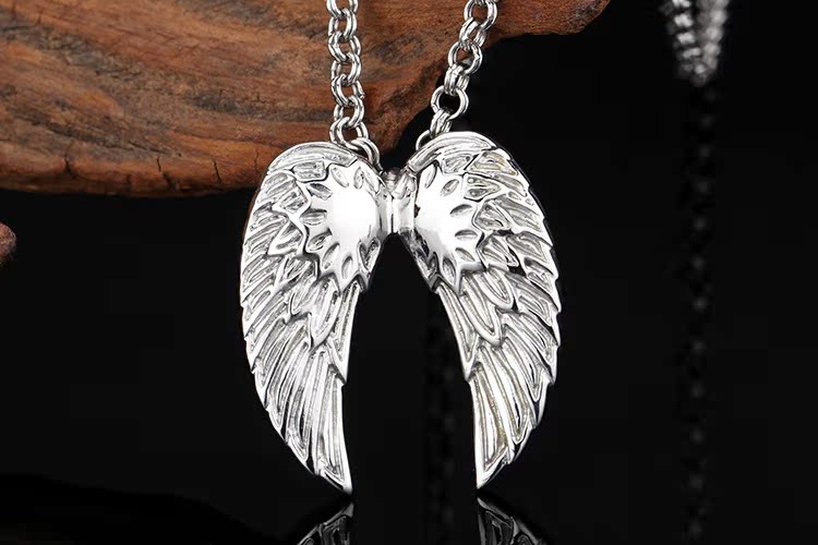 2015新款钛钢项链天使的翅膀霸气吊坠 时尚个性羽毛不锈钢男吊坠
