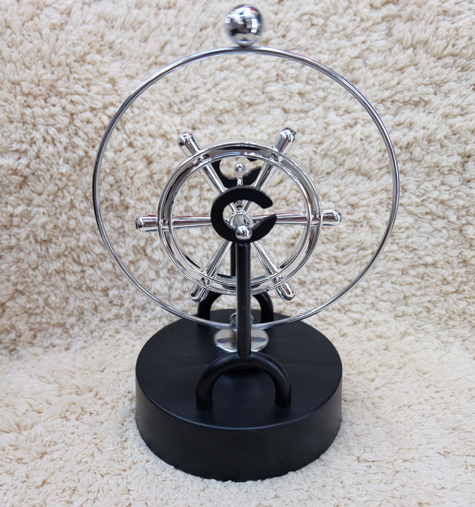 摇摆器自动永动仪摆件摇摆混沌摆旋转天体轨道手机刷步器桌面装饰