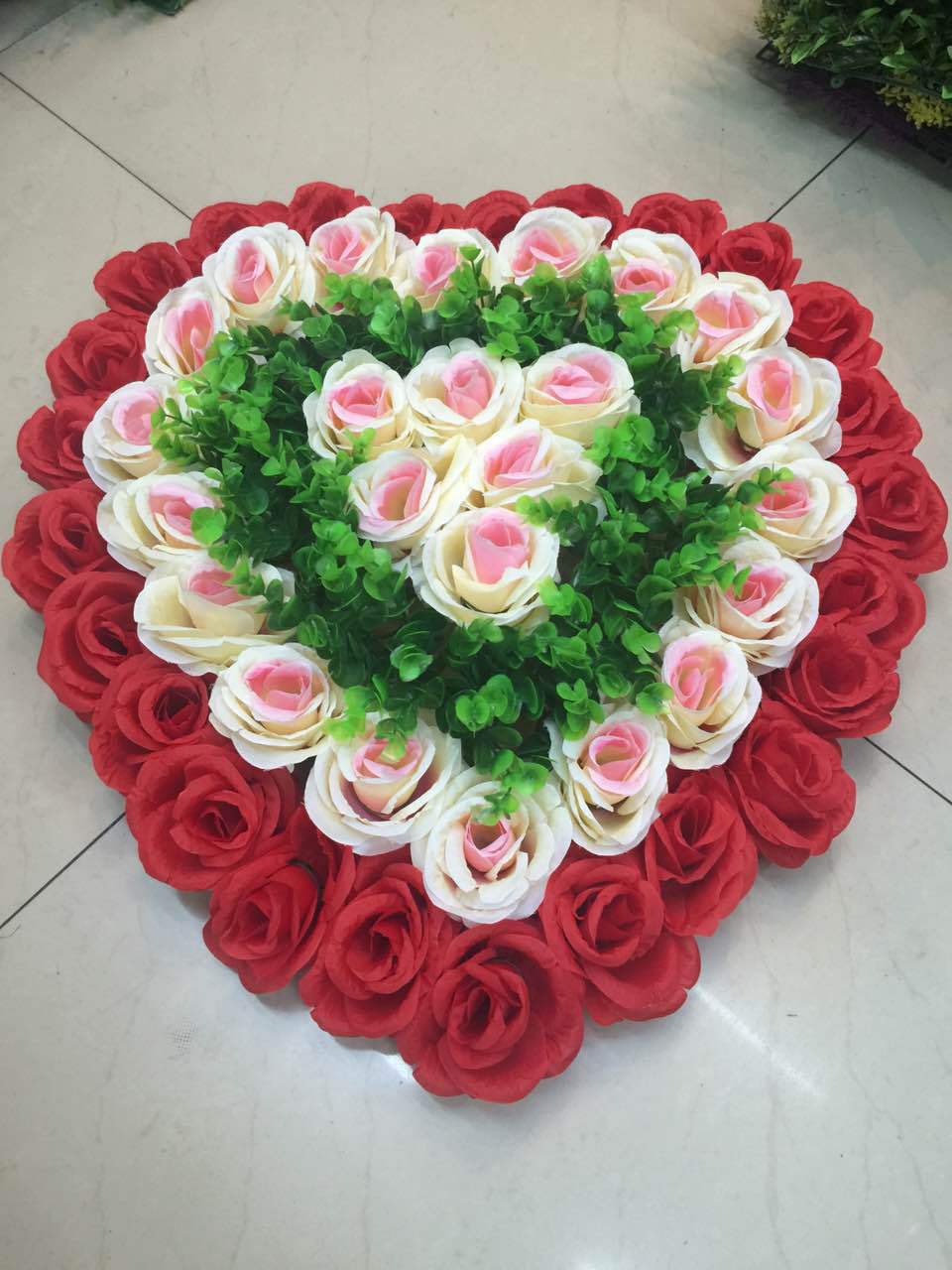 60cm大桃心圆玫带水草花盘 仿真玫瑰爱心花盘