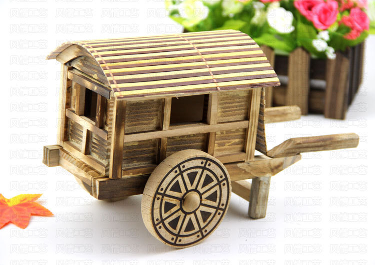 厂家直销新款木制摆件手拉车精美仿古木制轿车家具马车摆件批发