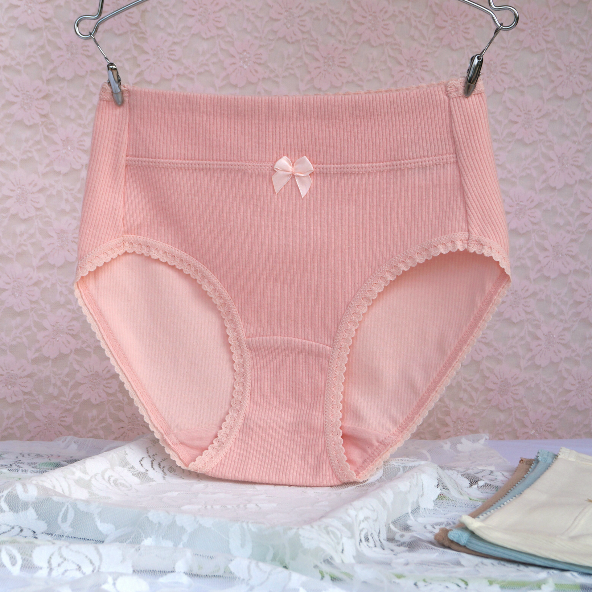006 女士内裤 女 纯棉 女式三角裤 短裤透气吸汗舒适简约蝴蝶结