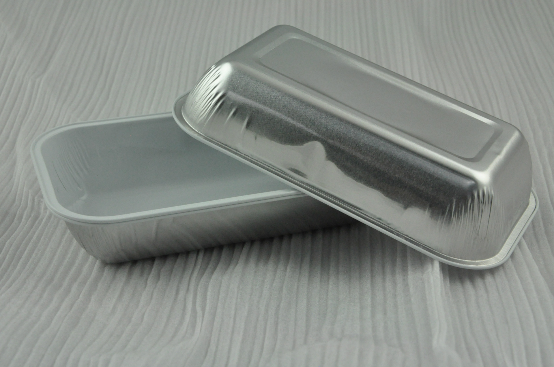 厂家直销一次性航空餐盒飞机餐盒外卖便当盒保温饭盒焗饭铝箔餐盒