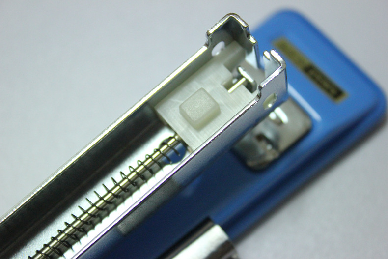 益而高207r订书机 标准12号订书机 207r-dc带起订器 24/6订书钉