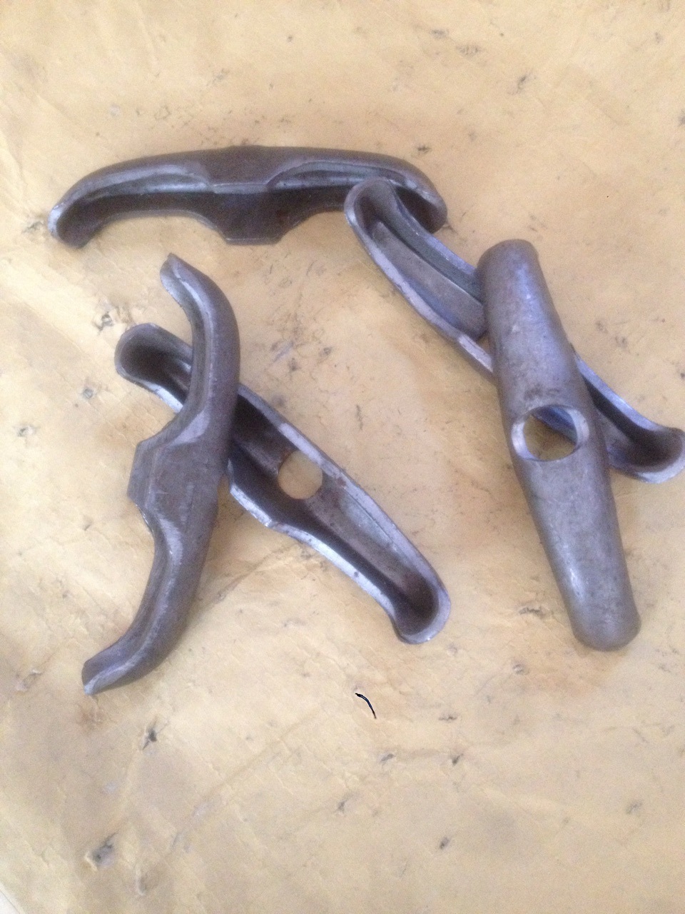 建筑模板夹具 3山型卡,支撑紧固加固固定 卡头 100个起卖-紧固件-尚