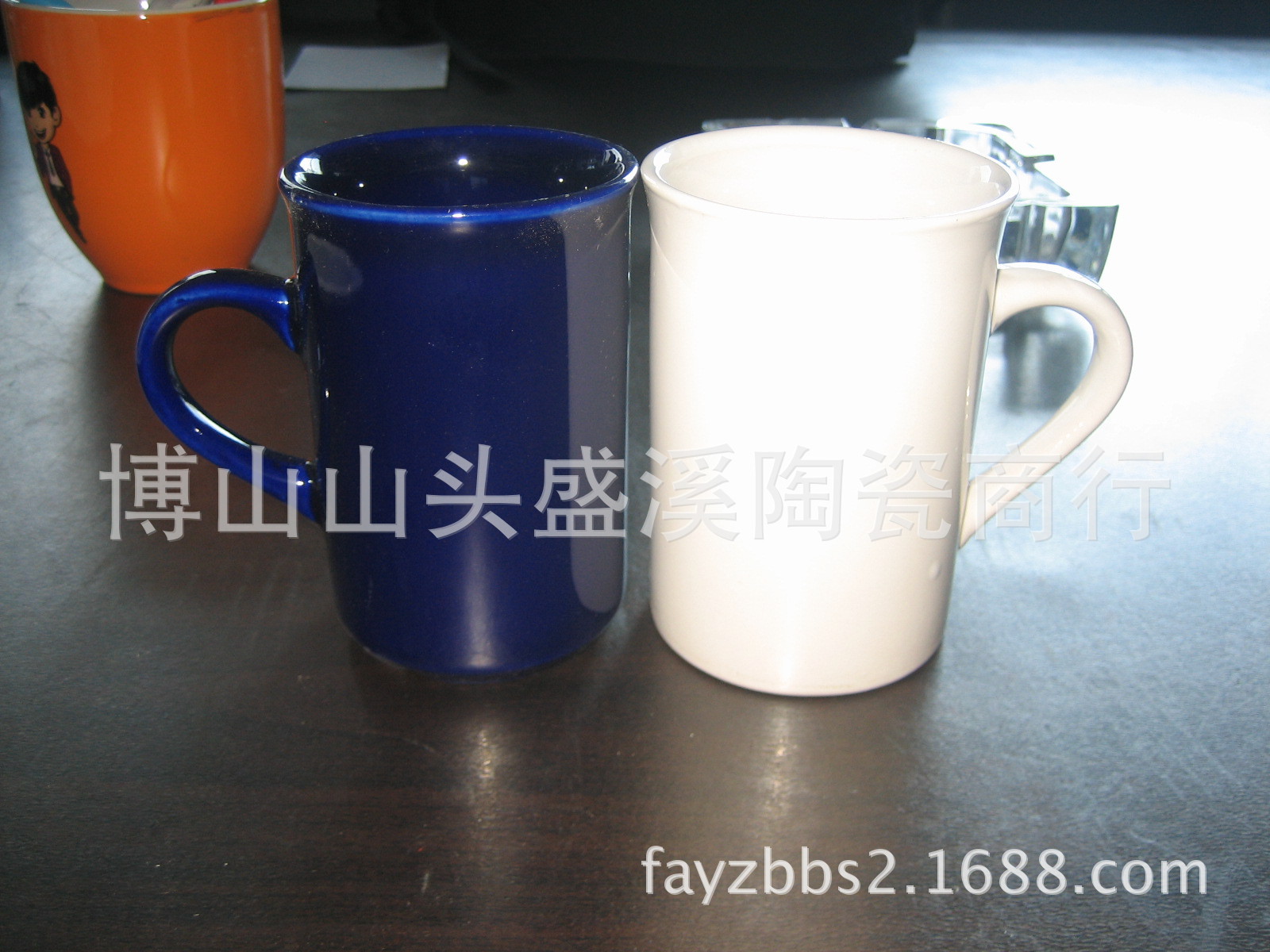 库存陶瓷杯_低价出售库存宝蓝色陶瓷杯小高深