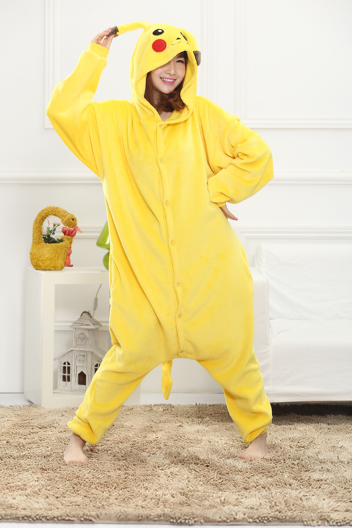 黄色皮卡丘兰绒动物卡通连体睡衣情侣家居服