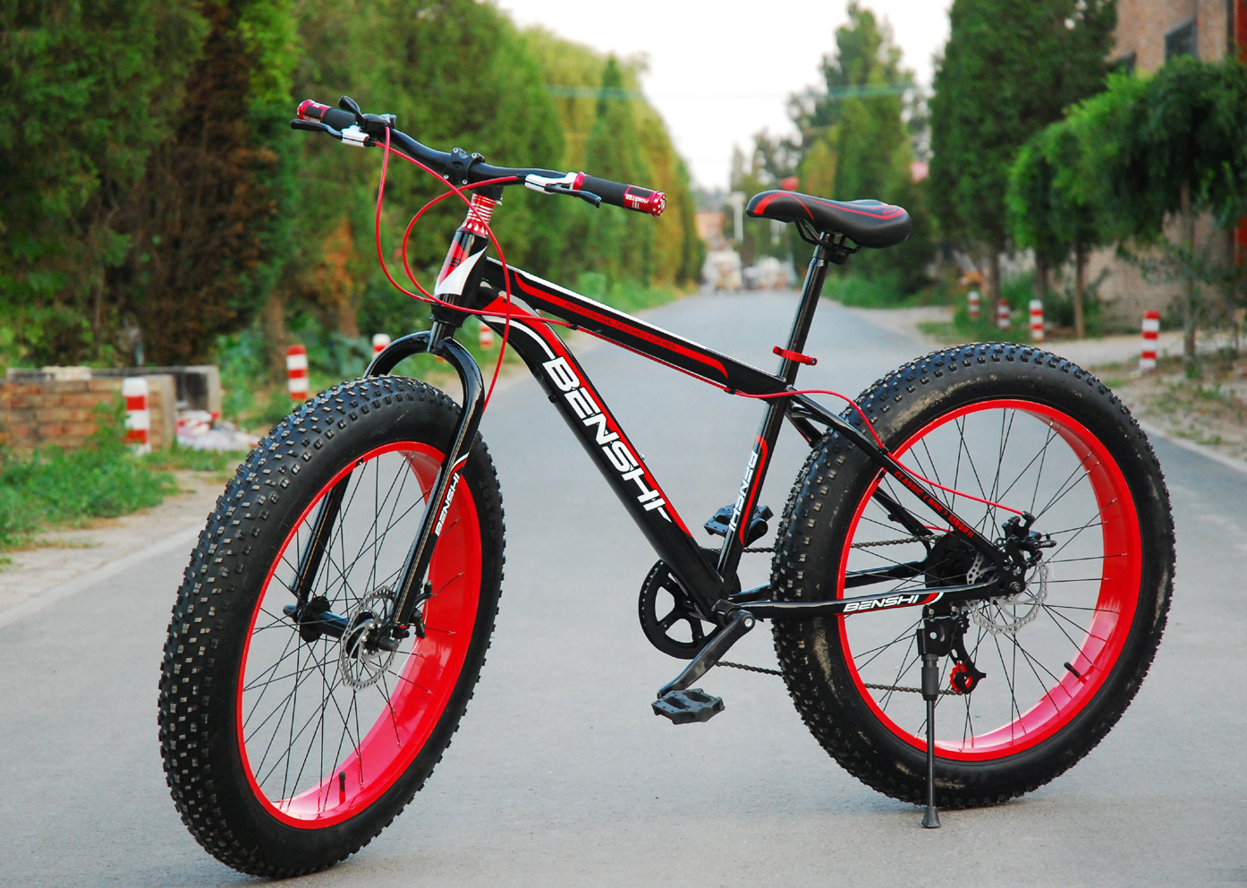 0超宽轮胎变速雪地车沙滩车男女款学生山地自行车厂家直销