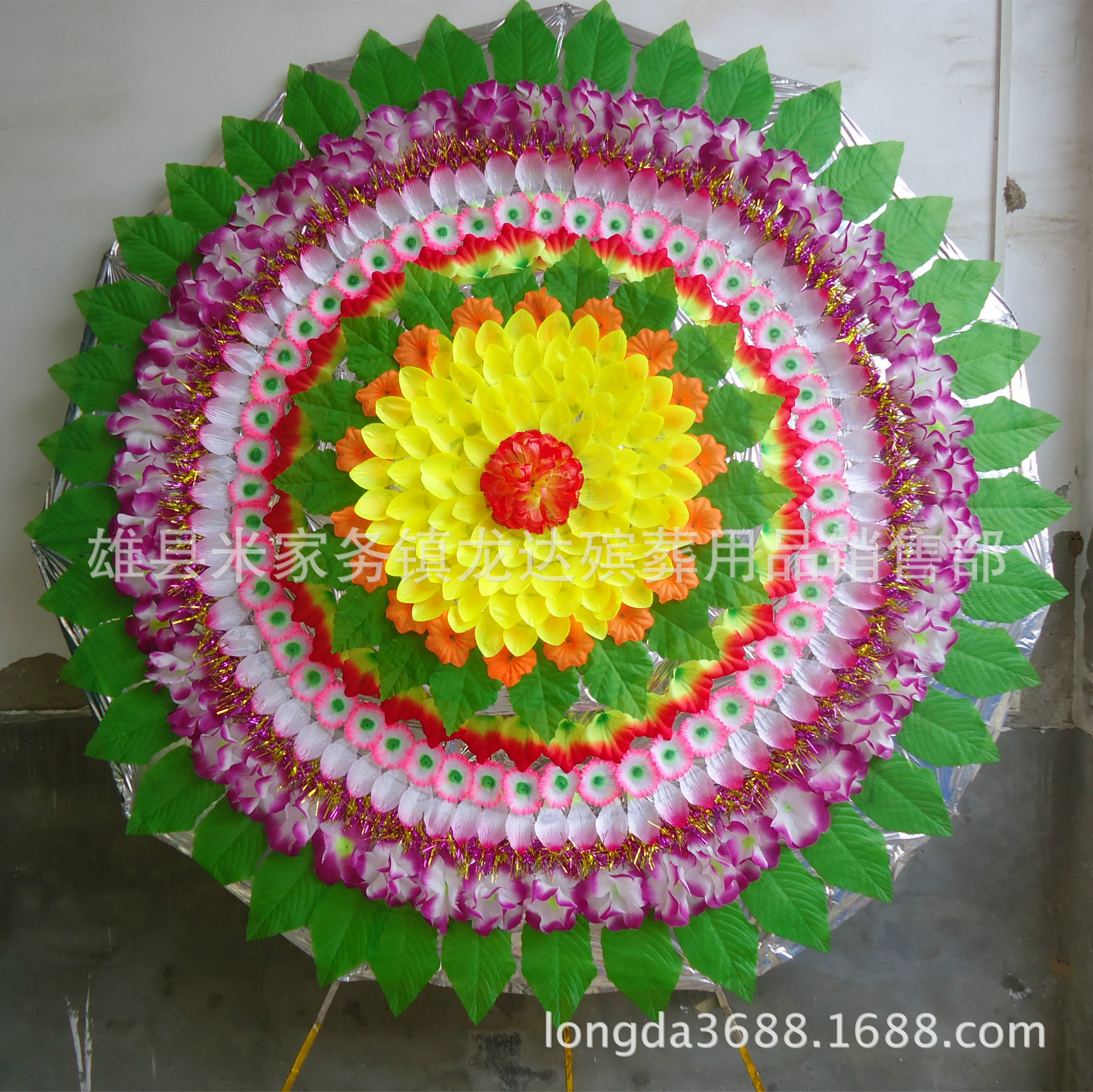 1米8双层布花圈 莲花造型 仿真绢花材料 龙达殡葬批发