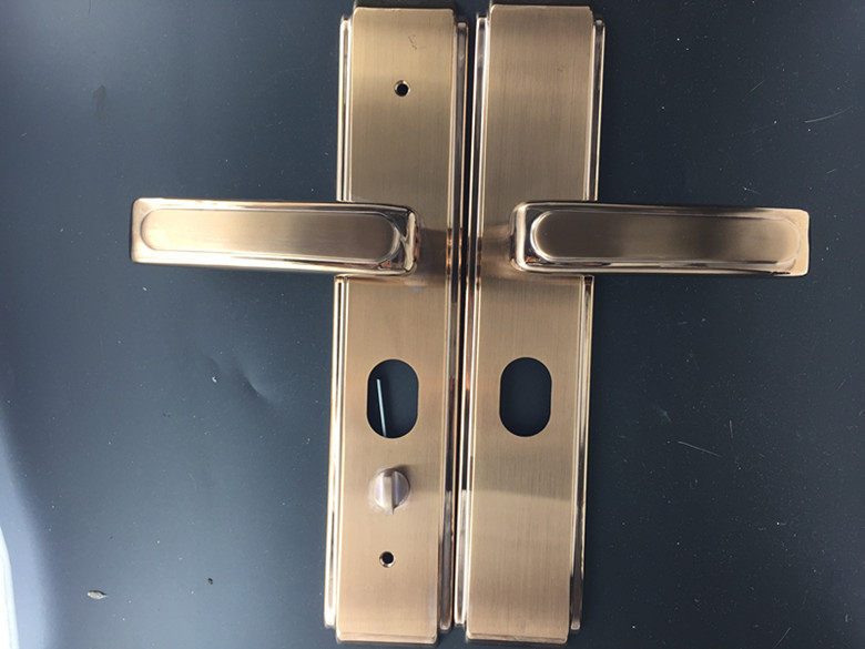 防盗门锁扣板 压条扣板盒,木门锁舌扣盒,门扣盒,木门扣片塑料盒