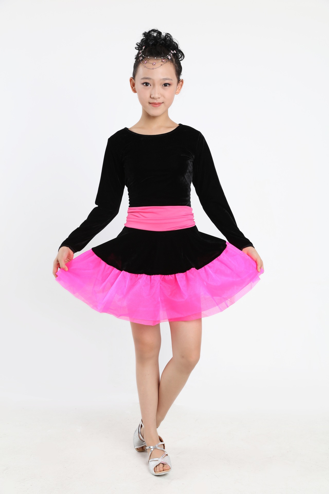 新品韩国绒长袖女童拉丁舞裙幼儿练功考级儿