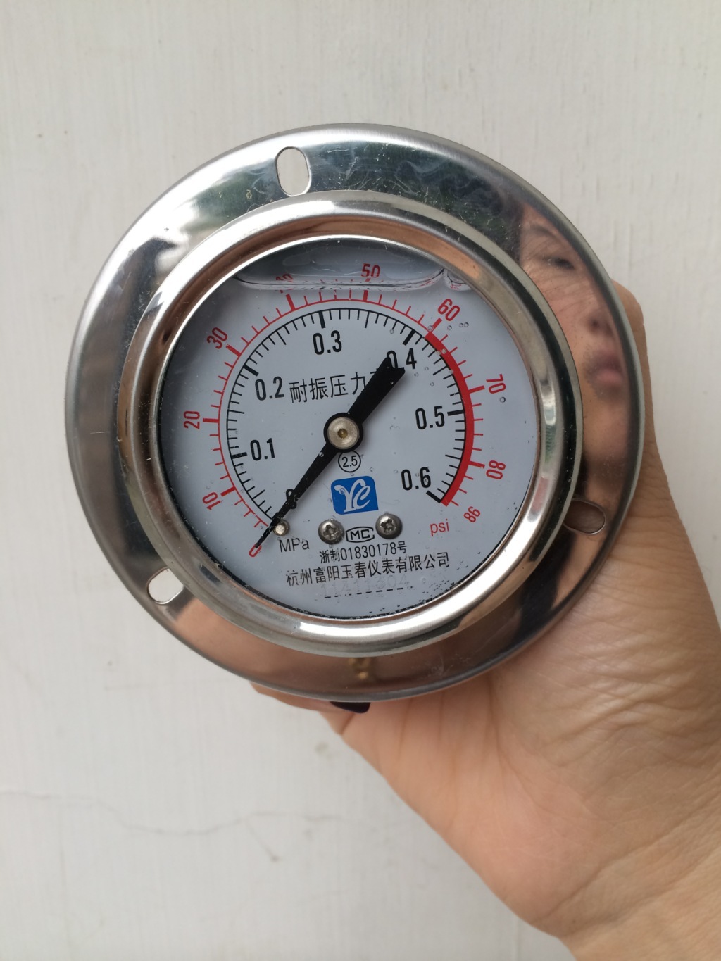 y60轴向耐震压力表