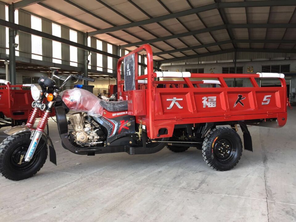 大福自卸三轮摩托车 厂家直销