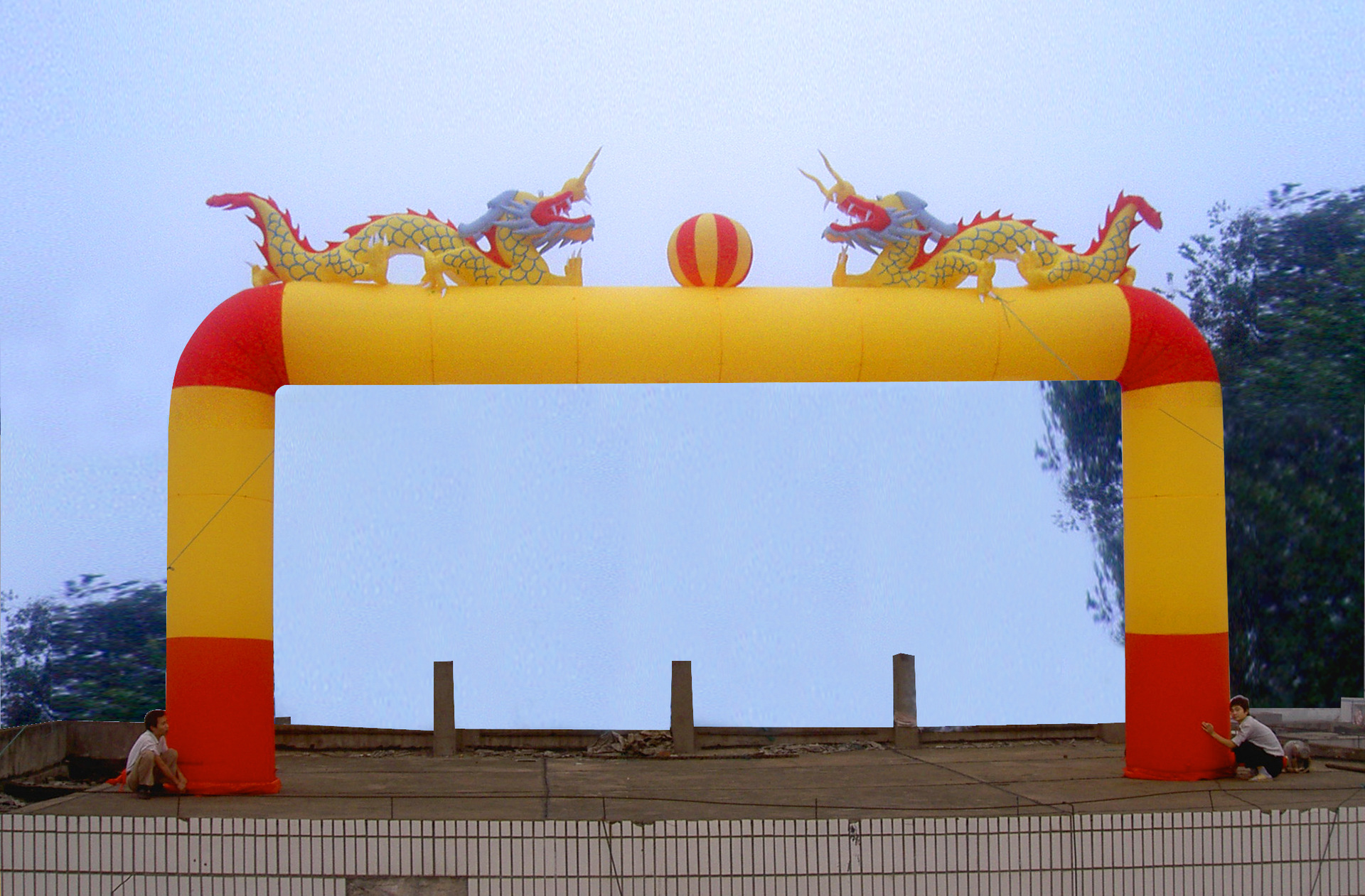 厂家定制充气拱门 婚庆婚礼双龙拱门 开业促销广告活动充气彩虹门