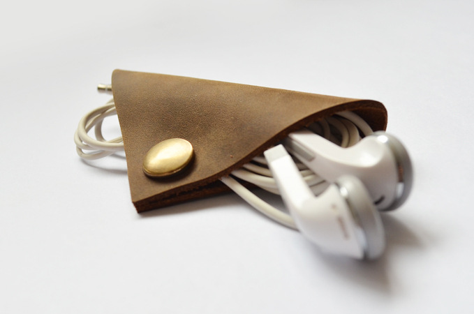 d08 耳机理线器 数据线绕线器 牛皮 真皮收纳