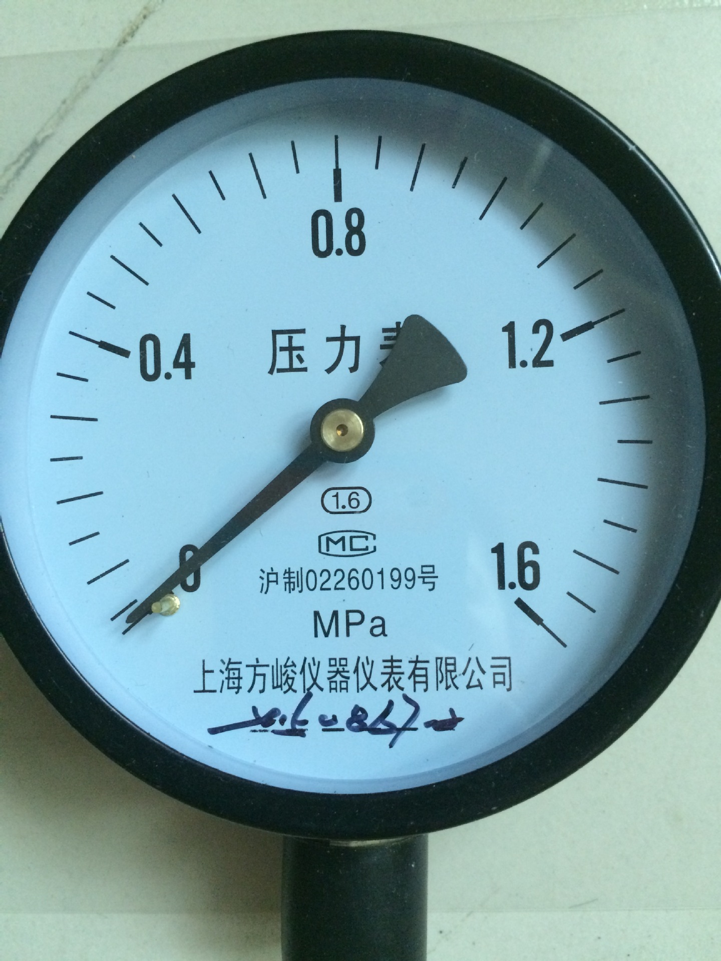 压力表的常见精度等级有4级,2.5级,1.6级,1级,0.4级,0.25级,0.16级,0.