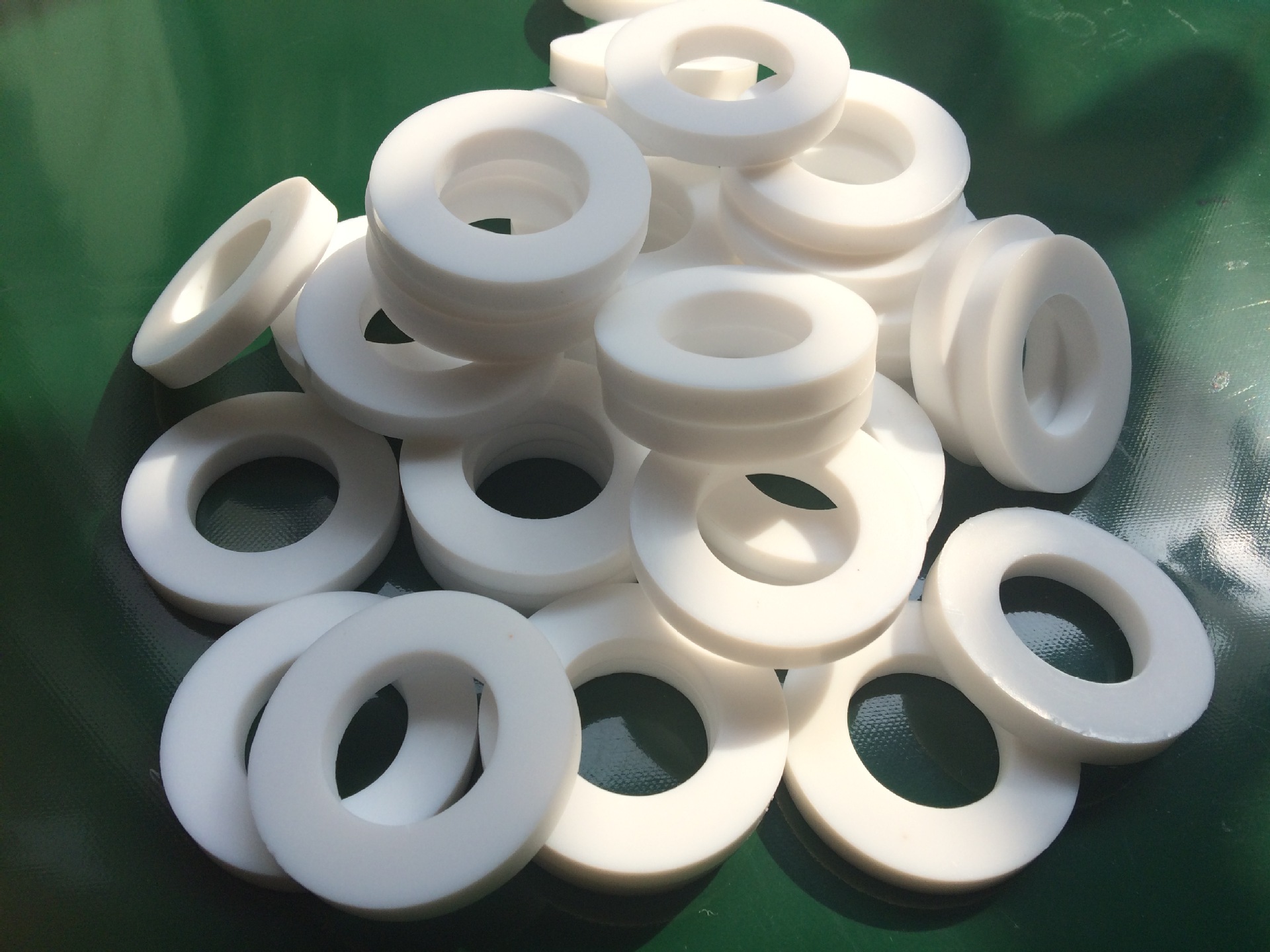 四氟垫片 带孔四氟垫ptfe垫片做工精细 四氟挡圈四氟密封件dn20